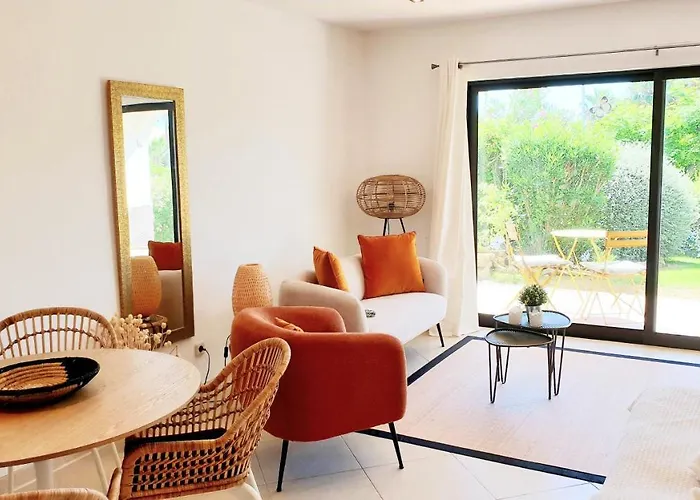 São Rafael 63 - - Pool - Free Wi-fi - Air Con *